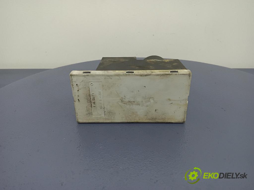 Audi A4 1996 pompa Centrálny: Zámok: 8L0862257A