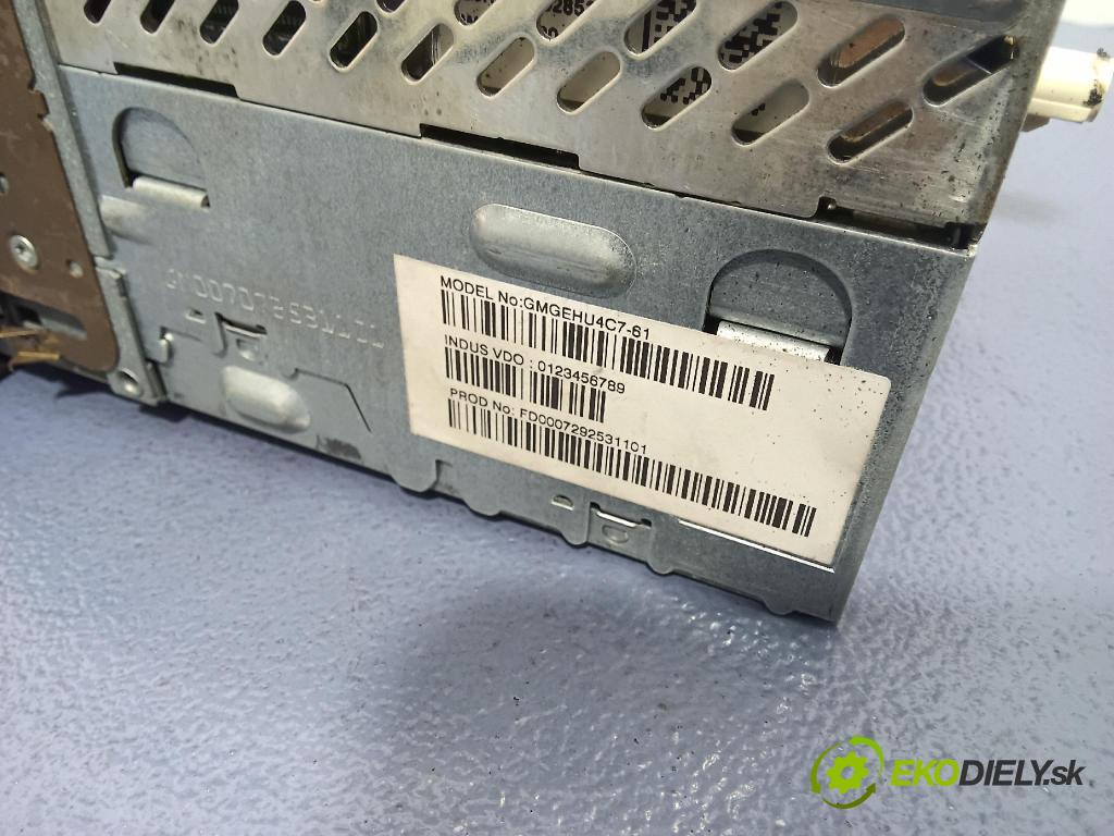 Opel Zafira 2007 Radio I Navigácia: 13111166