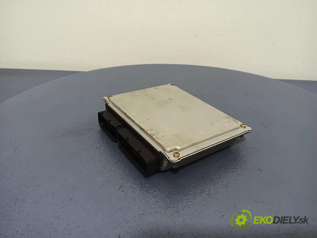 Volkswagen Passat 2001 riadiaca jednotka Motor: 4B0906018DC
