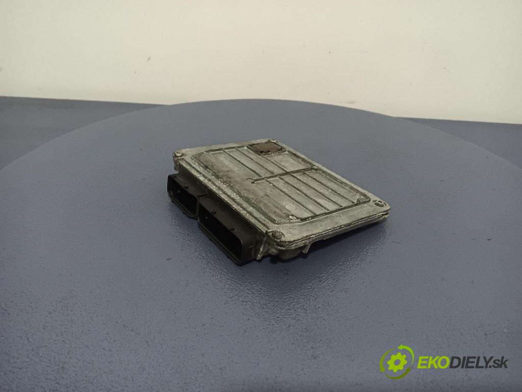 Audi A3 1999 riadiaca jednotka Motor: 06A906033A