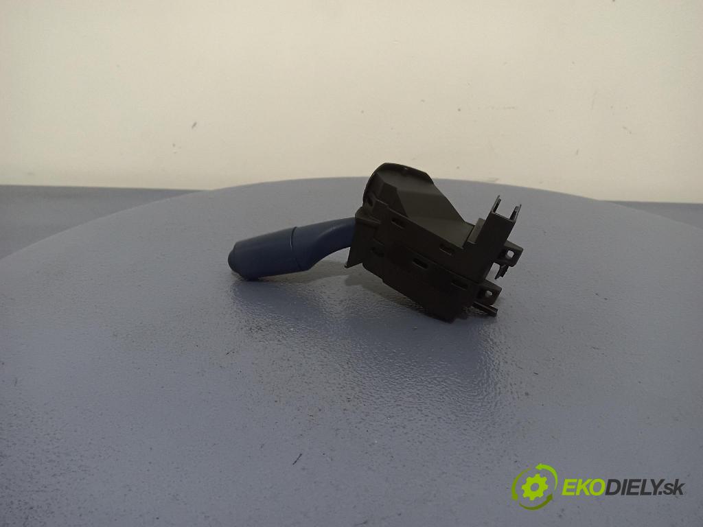 Smart --- 1999 prepínač prepínač 0001185V006