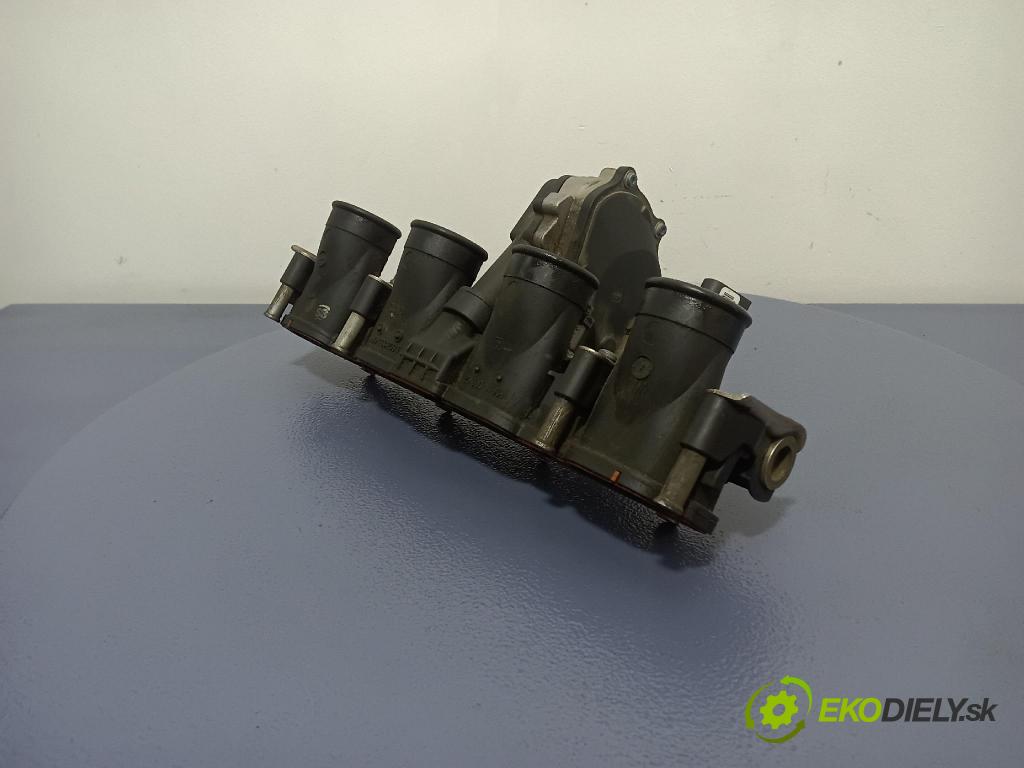 Volkswagen Passat 2006 potrubí Sání: 06D133209T