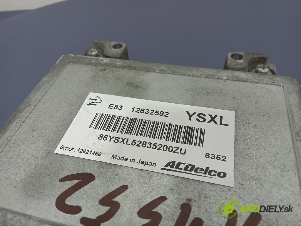 Opel Insignia 2009 řídící jednotka Motor: 12632592