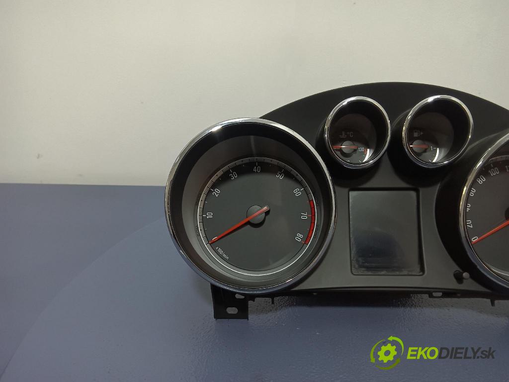 Opel Insignia 2009 Přístrojová deska 12844139