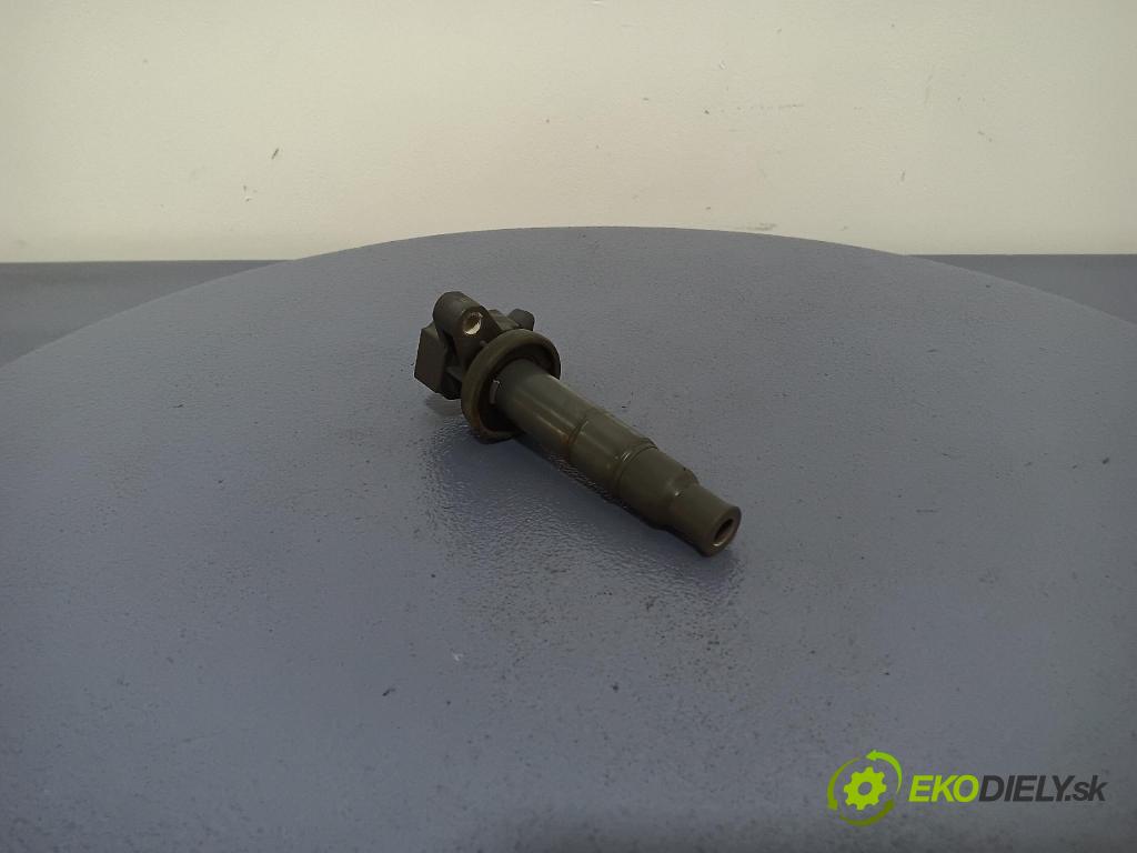 Toyota Corolla 2004 cievka Zapaľovanie: 90080-19019