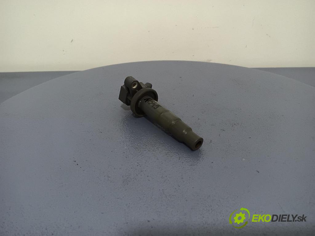 Toyota Corolla 2004 cievka Zapaľovanie: 90080-19019