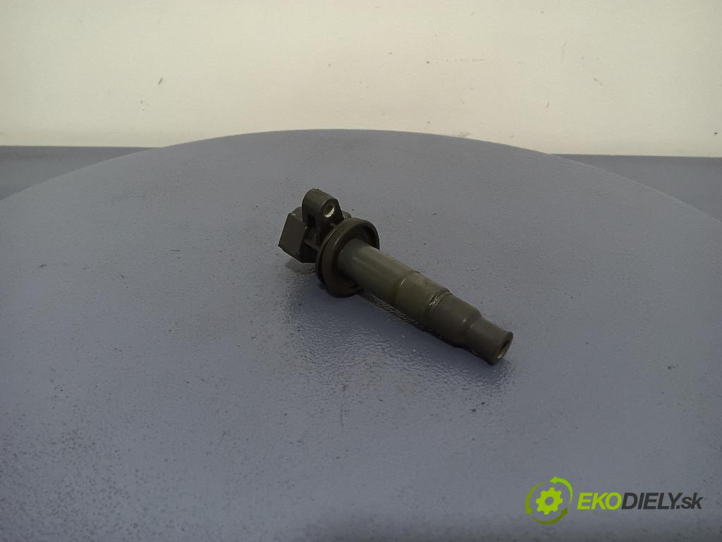 Toyota Corolla 2004 cievka Zapaľovanie: 90080-19019