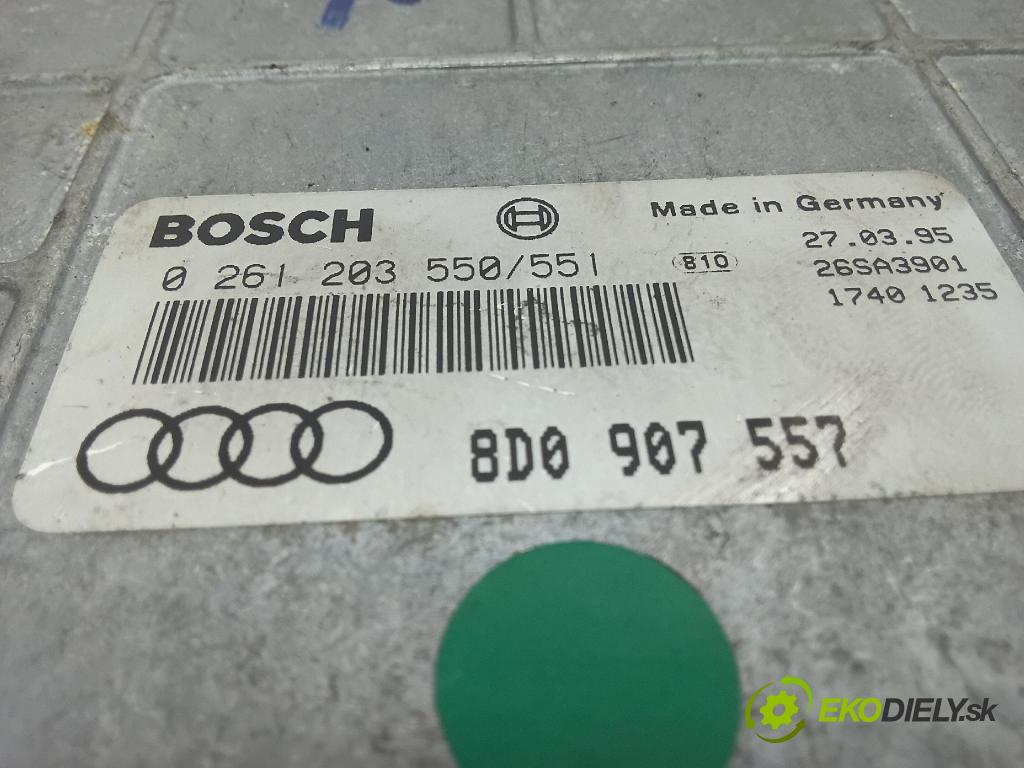 Audi A4 1995 řídící jednotka Motor: 8D0907557