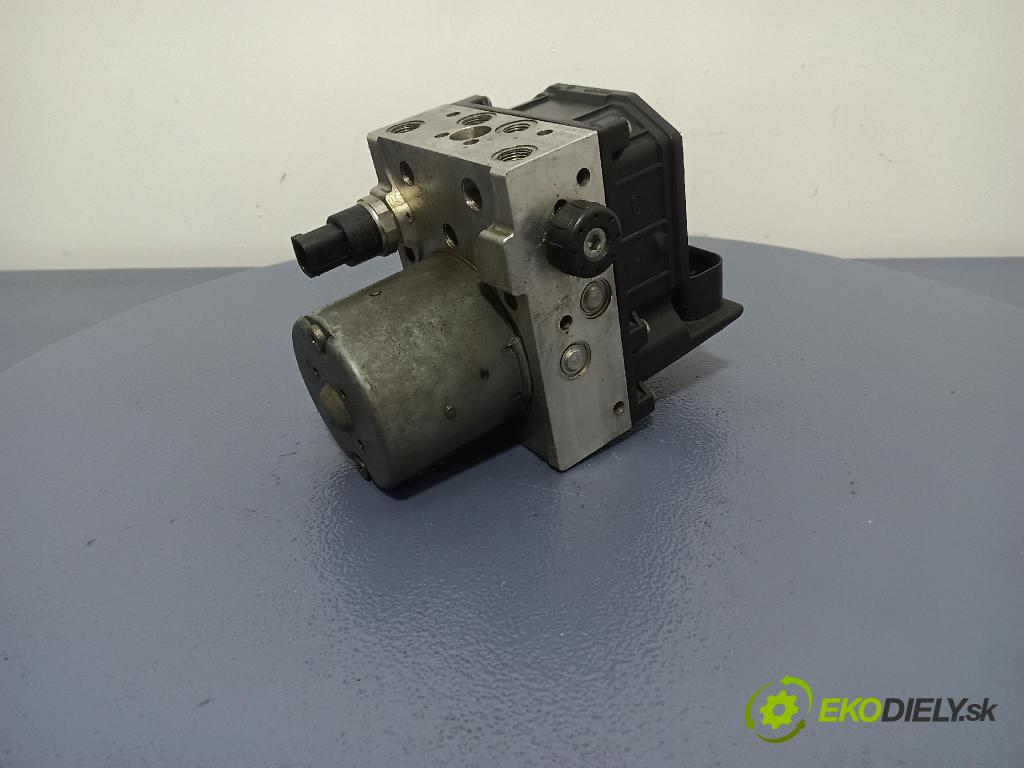 Audi A4 2003 čerpadlo ABS x 8E0614517