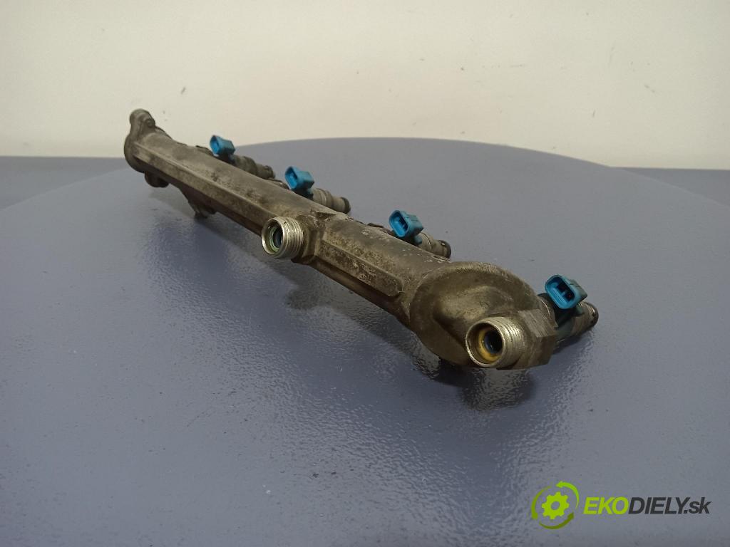 Saab 9-3 2005 lišta Zásobování 12790825