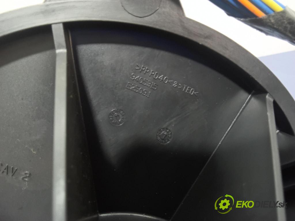 Chrysler 300c 2005 ventilátor Vzduch: 9405315