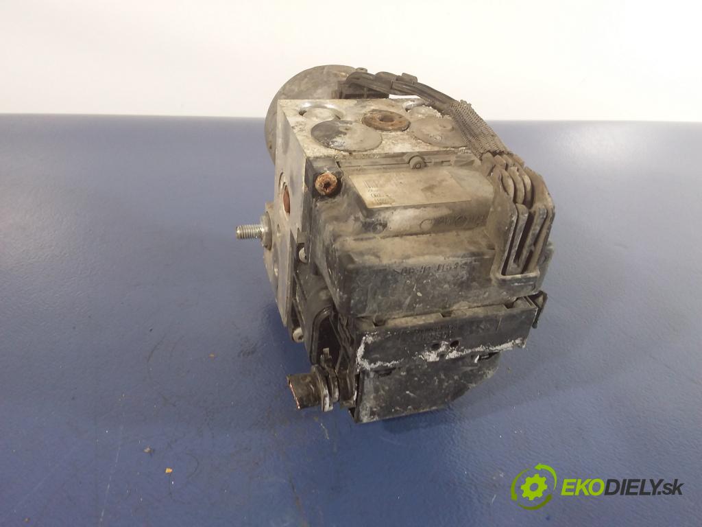 Toyota Yaris 2005 čerpadlo ABS x 0273004636