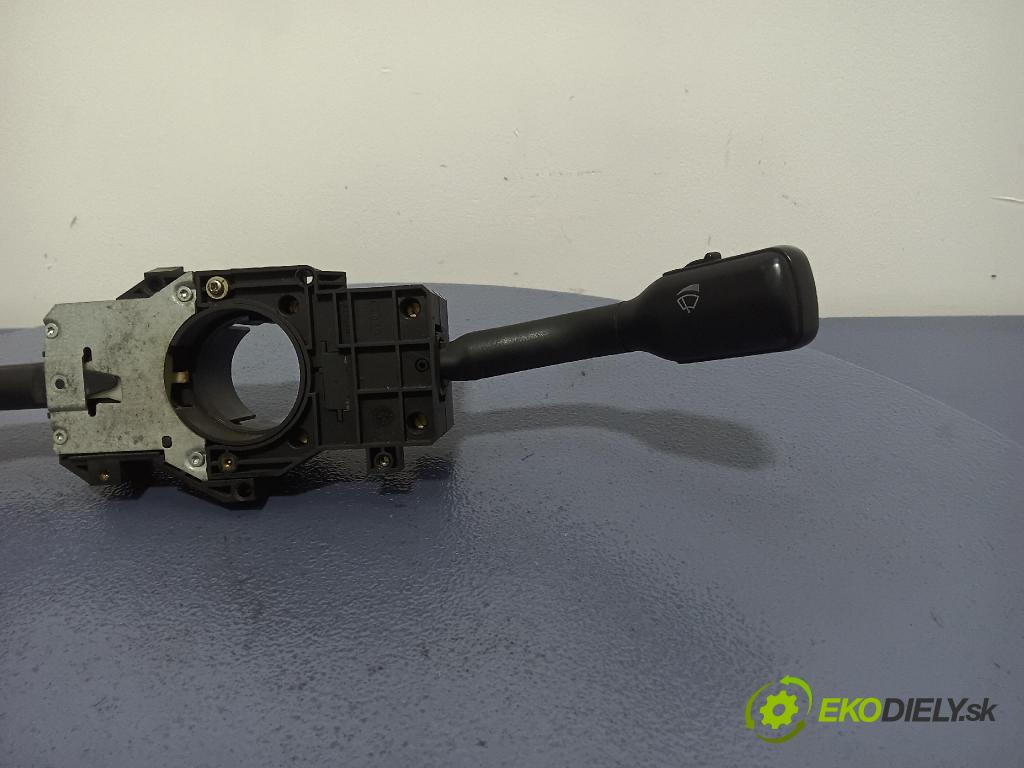 Audi A4 1999 Přepínač Komplex: 4D0953513D