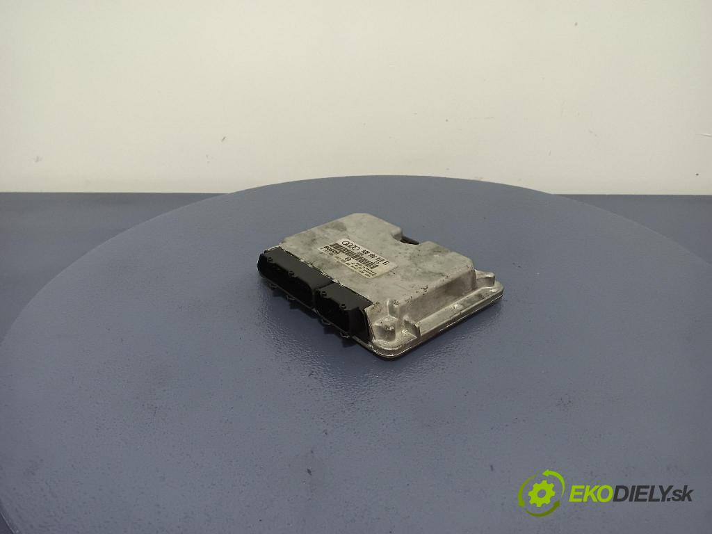 Audi A4 1999 riadiaca jednotka Motor: 038906018EL