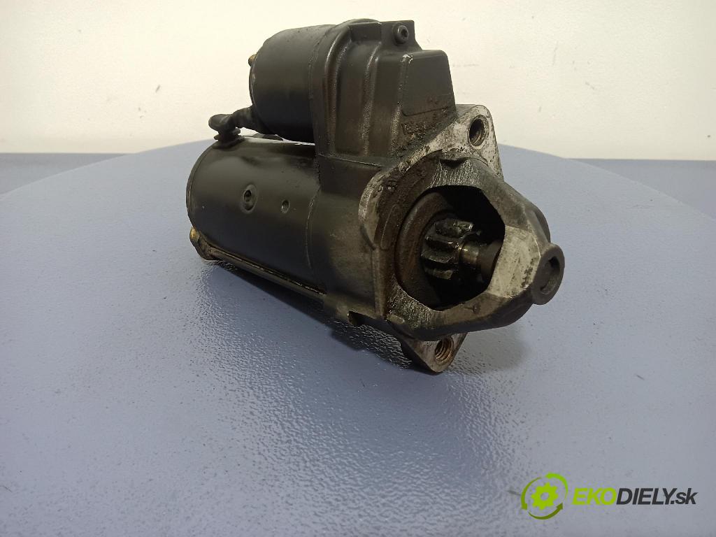 Audi A4 1999 štartér 068911024E