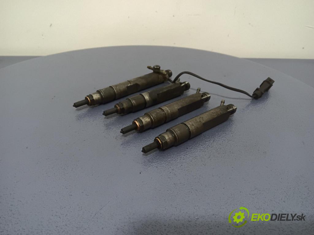 Audi A4 1999 vstrek 028130202H