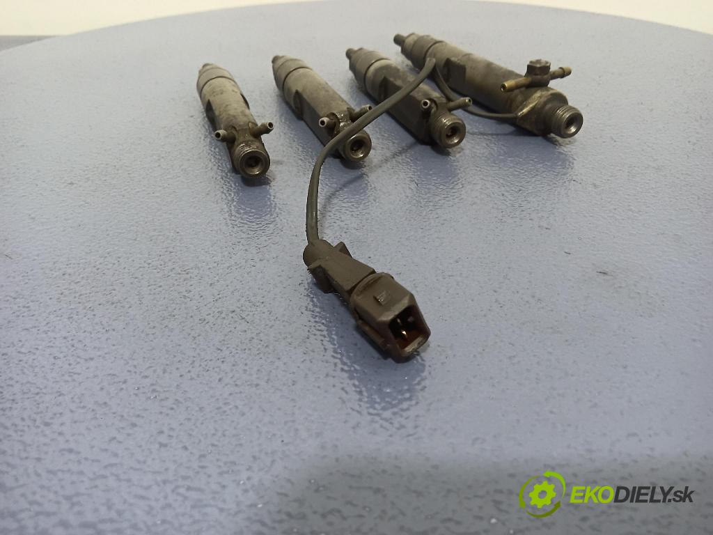 Audi A4 1999 vstrek 028130202H