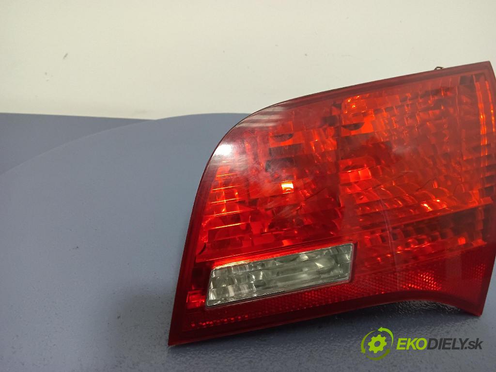 Audi A6 2005 svetlo / reflektor zad Prava: Vnútri: 89317029
