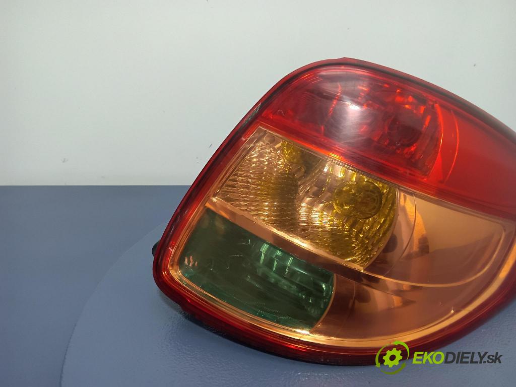 Suzuki Sx4 2008 svetlo / reflektor zad Prava: Vonkajsia: 01