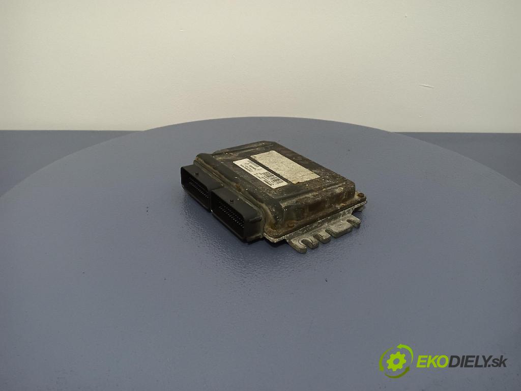 Renault Megane scenic 2000 riadiaca jednotka Motor: 8200047494