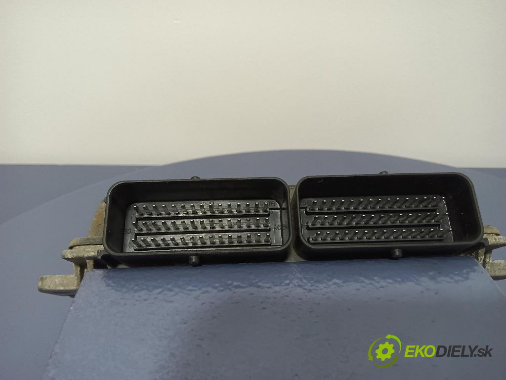Renault Megane scenic 2000 riadiaca jednotka Motor: 8200047494