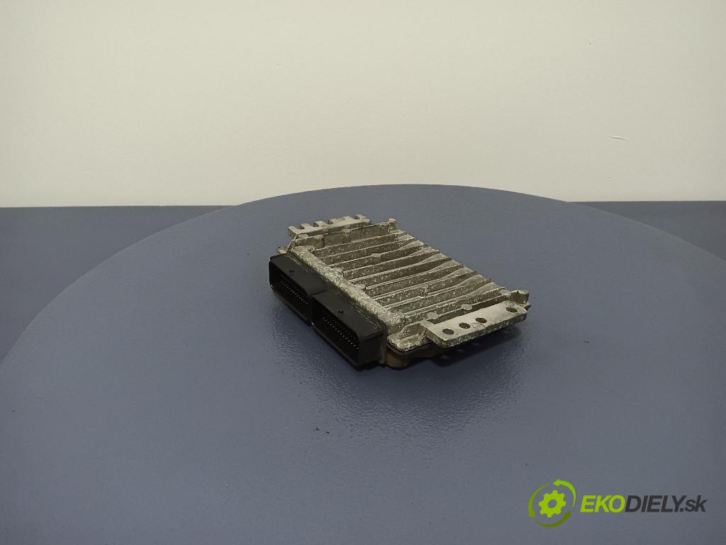 Renault Megane scenic 2000 riadiaca jednotka Motor: 8200047494