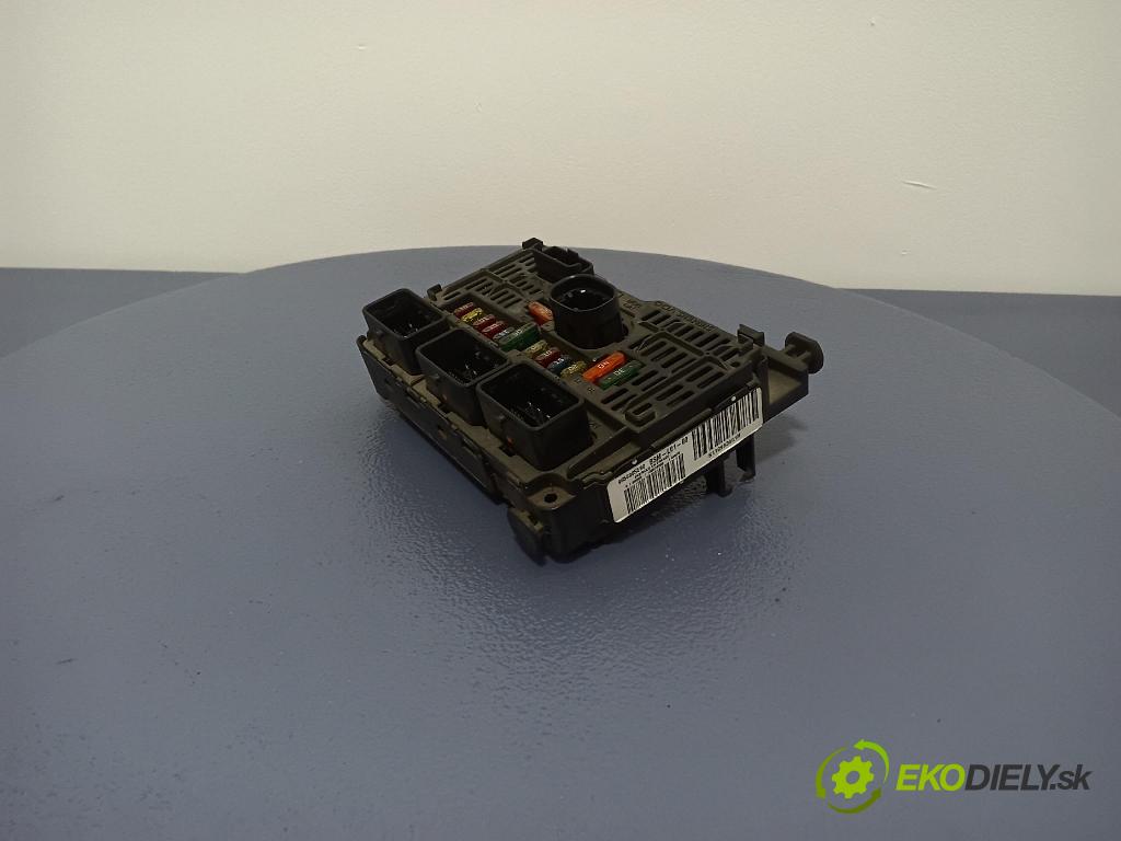 Peugeot 407 2004 skrinka Poistky: 9656005580