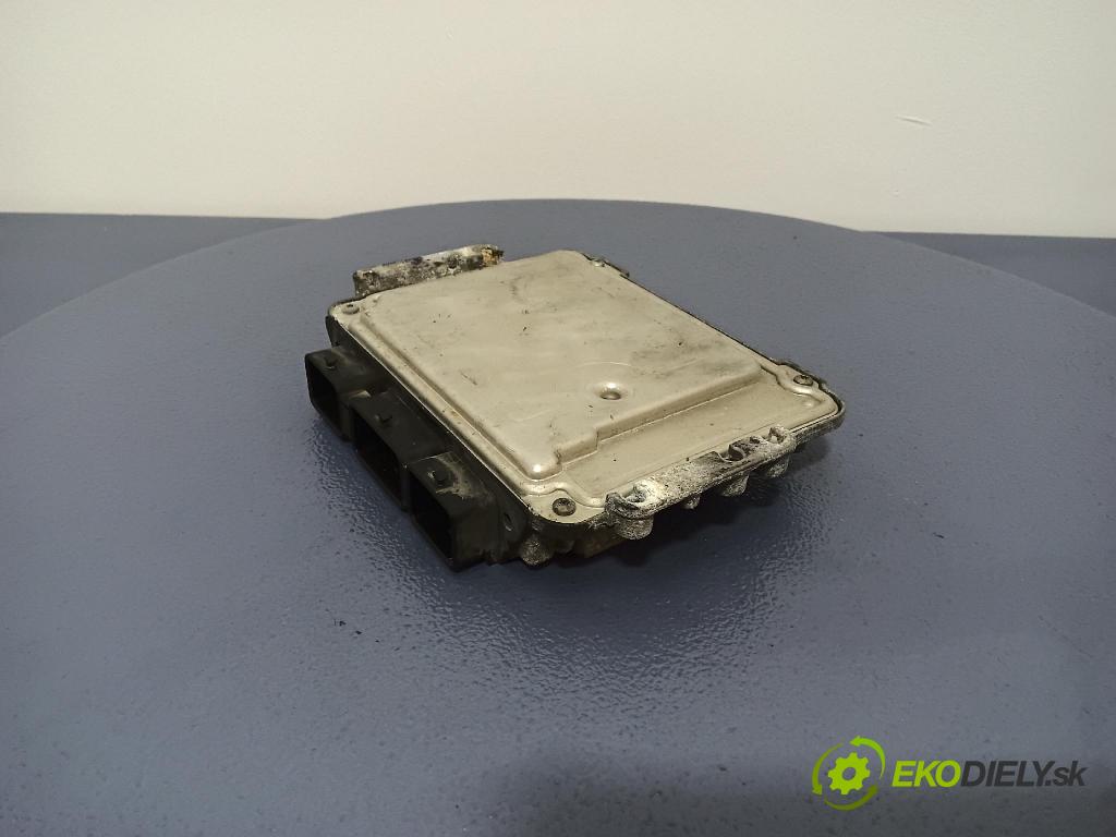 Ford Focus 2005 riadiaca jednotka Motor: 4M51-12A650-ND