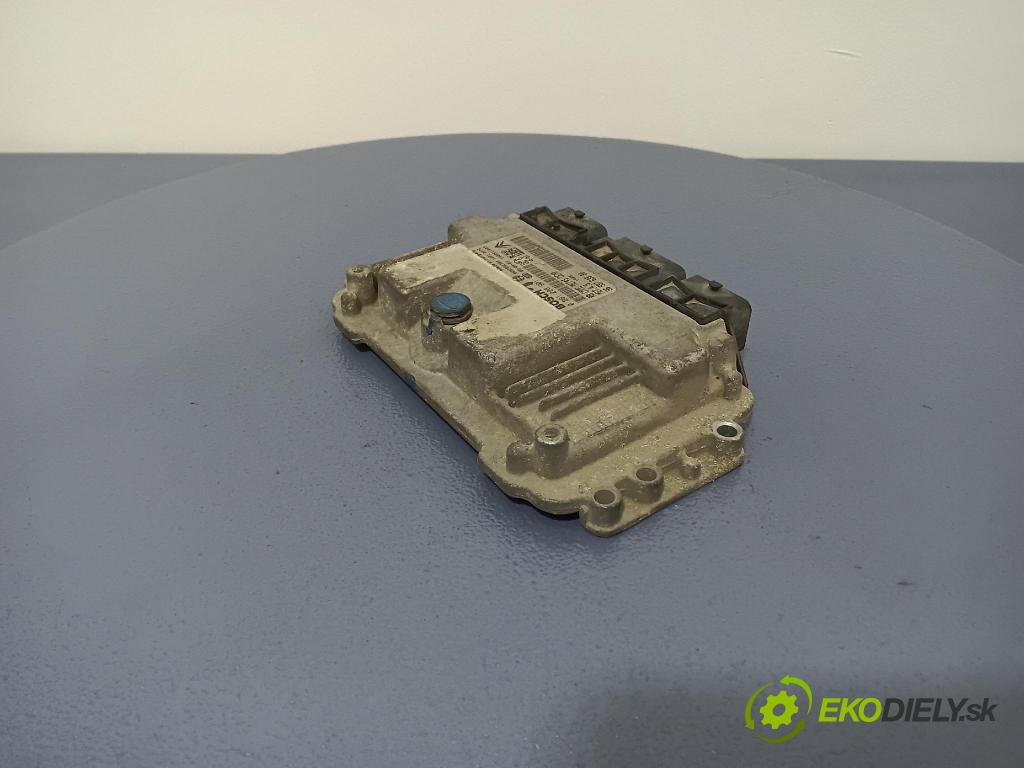 Peugeot 206 2005 riadiaca jednotka Motor: 9659763580