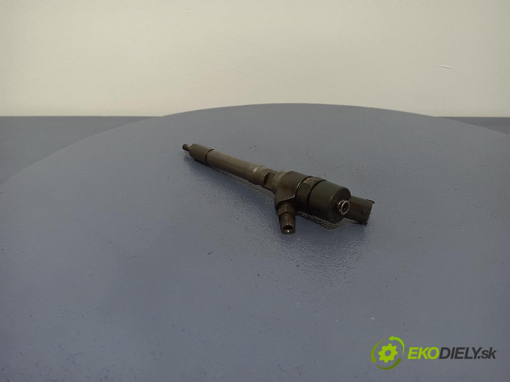 Hyundai Santa fe 2003 vstrek 33800-27000
