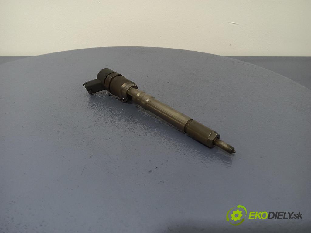 Hyundai Santa fe 2003 vstrek 33800-27000