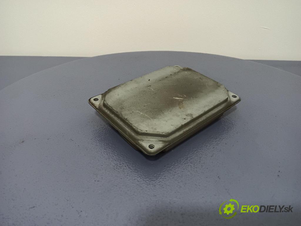 Fiat Uno 2001 riadiaca jednotka Motor: 0261204822