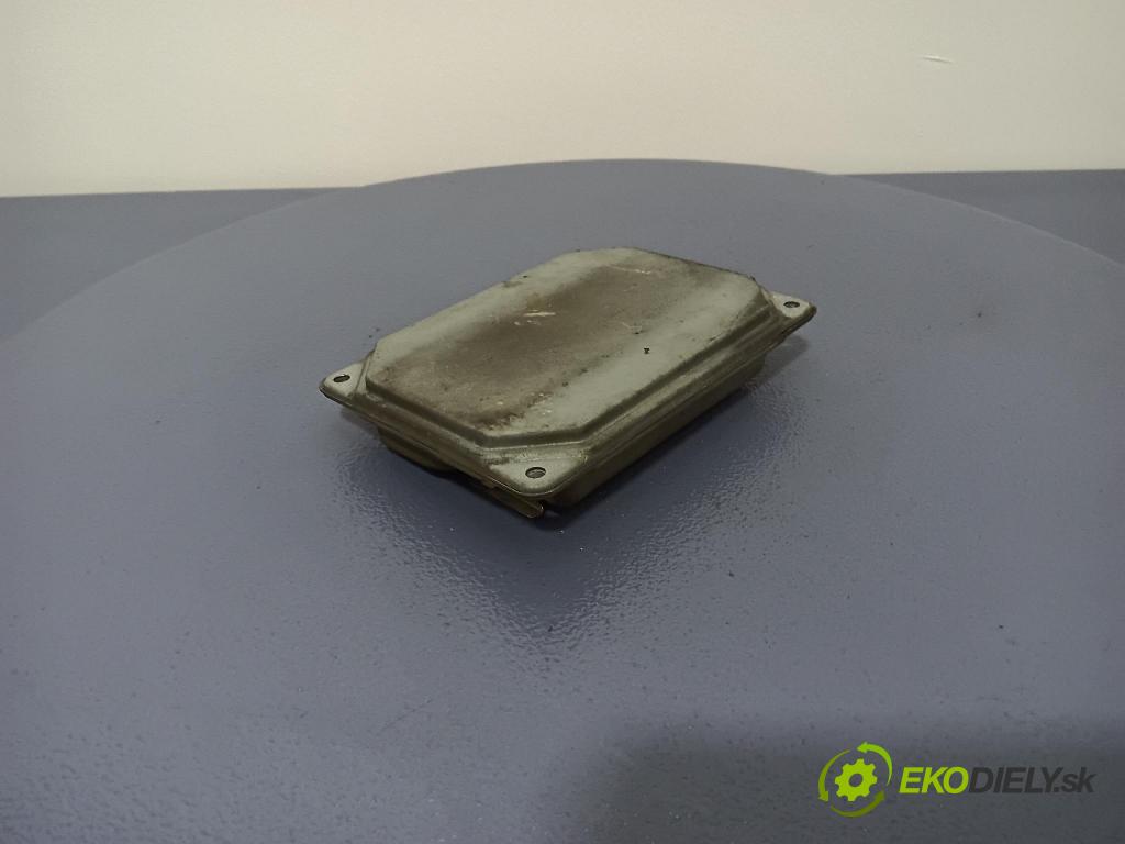 Fiat Uno 2001 riadiaca jednotka Motor: 0261204822