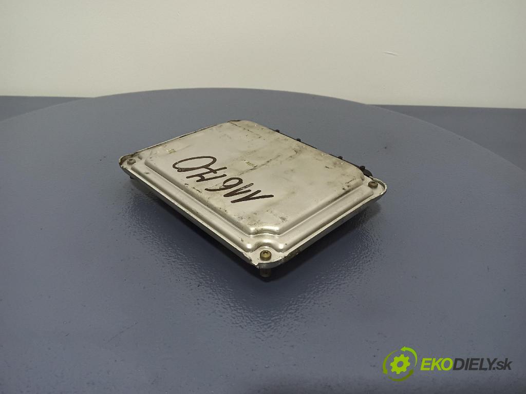 Volkswagen Bora 2001 riadiaca jednotka Motor: 06A906032FK