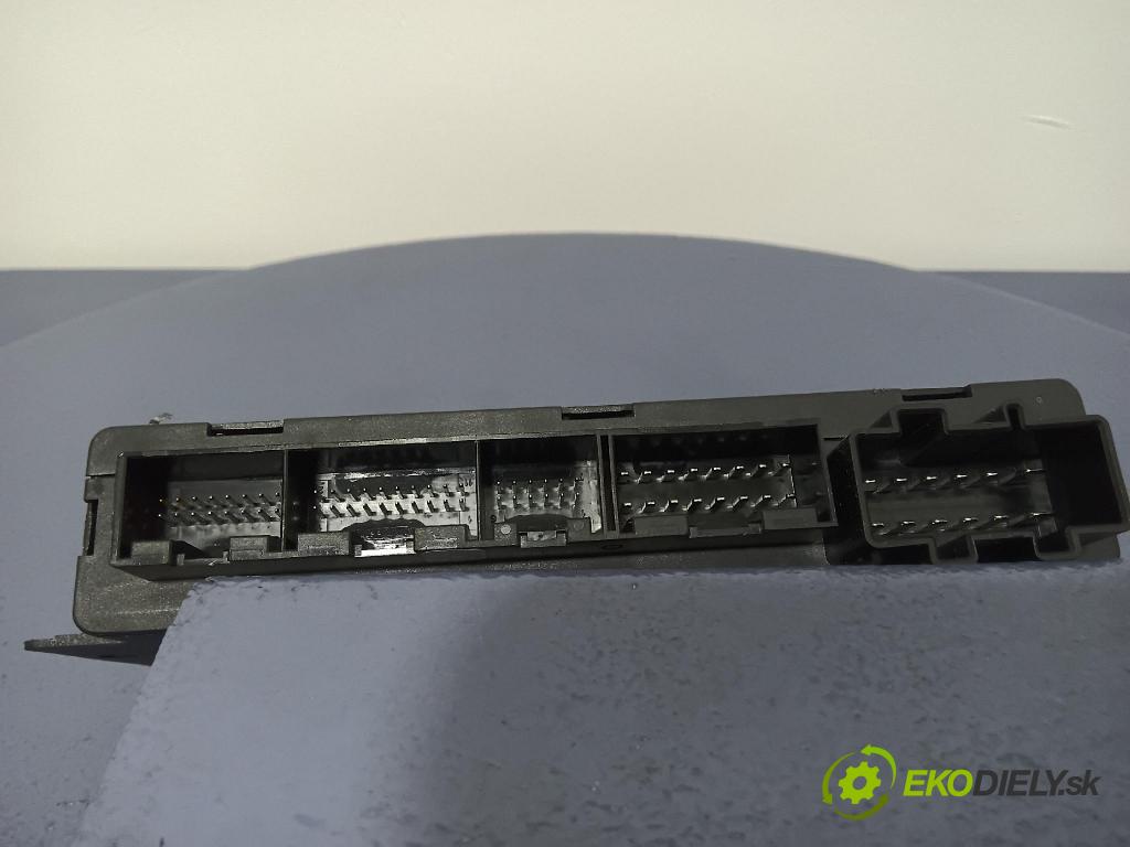 Audi A6 2002 riadiaca jednotka Komfortu 4B0962258K