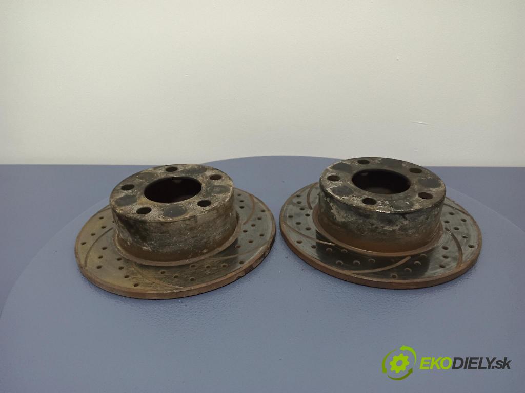 Audi A6 2002 kotúč Brzda: zadný 245 MM