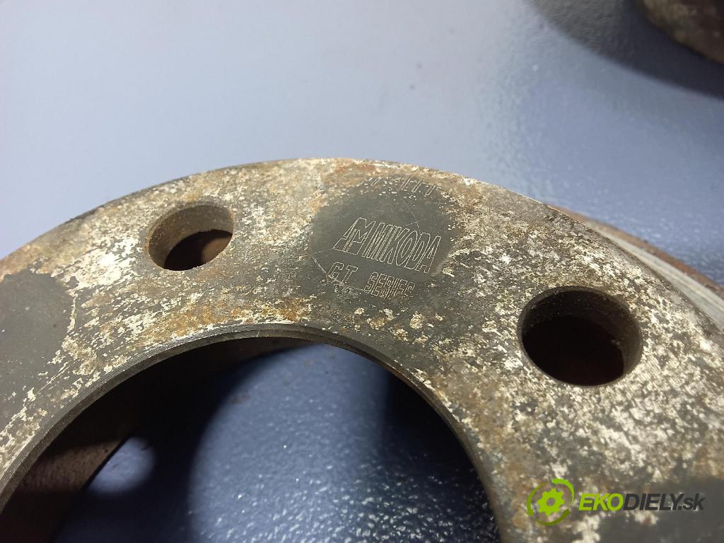 Audi A6 2002 kotúč Brzda: zadný 245 MM