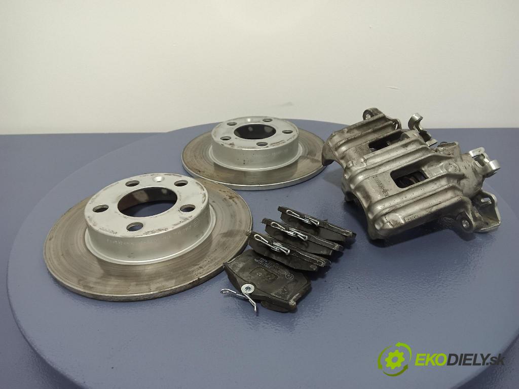 Volkswagen Bora 2001 brzdič brzdový zad Vľavo: 230 MM