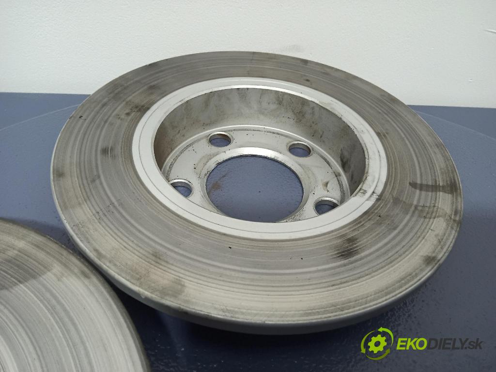 Volkswagen Bora 2001 brzdič brzdový zad Vľavo: 230 MM