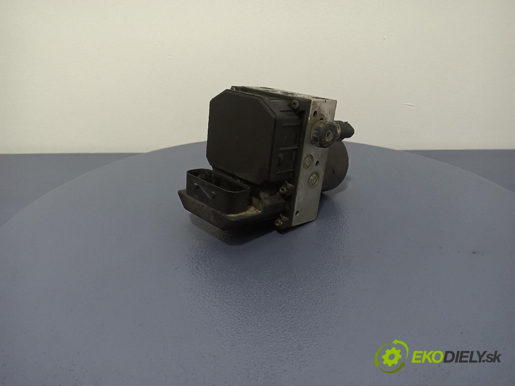 Audi A6 2004 čerpadlo ABS x 4B0614517G