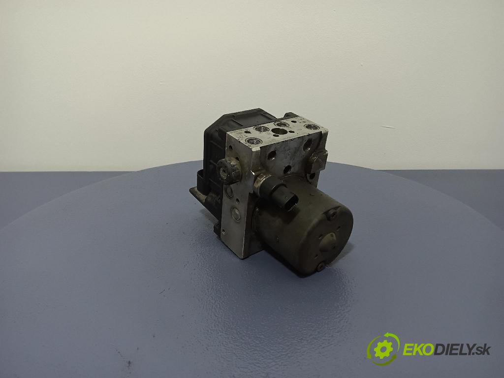 Audi A6 2004 čerpadlo ABS x 4B0614517G