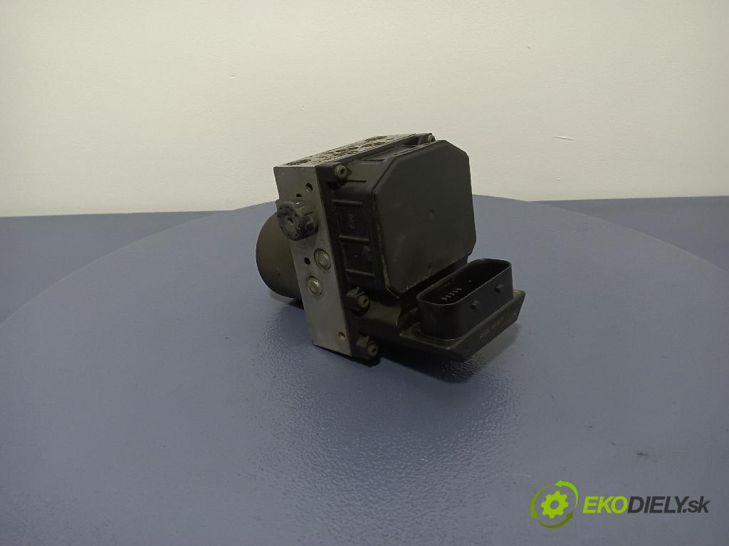 Audi A4 2004 čerpadlo ABS x 8E0614517