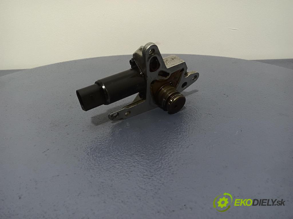 Audi A4 2004 Napínač: Načasovanie: 06B103741E