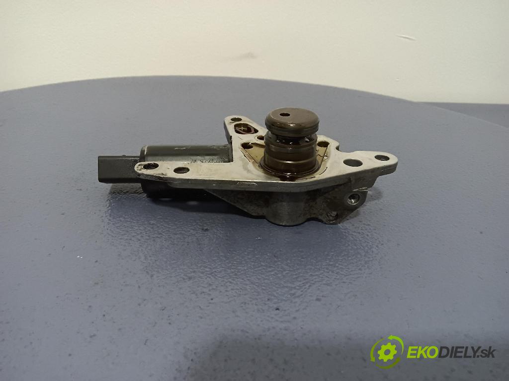 Audi A4 2004 Napínač: Načasovanie: 06B103741E