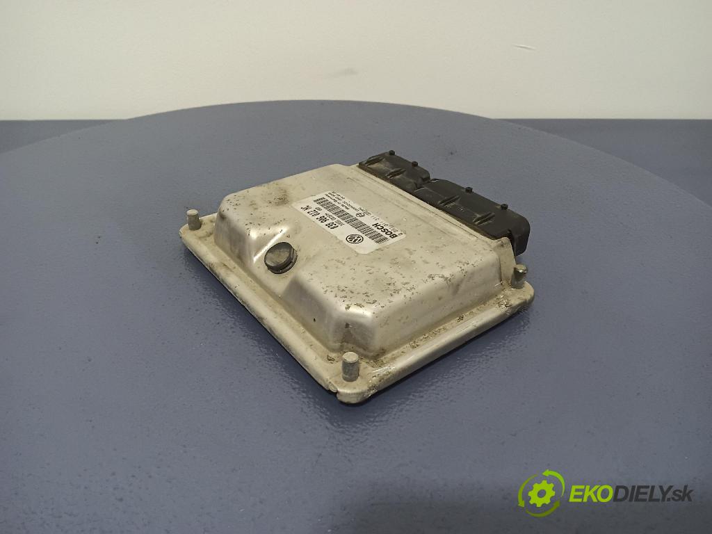Skoda Octavia 2004 riadiaca jednotka Motor: 038906012HC