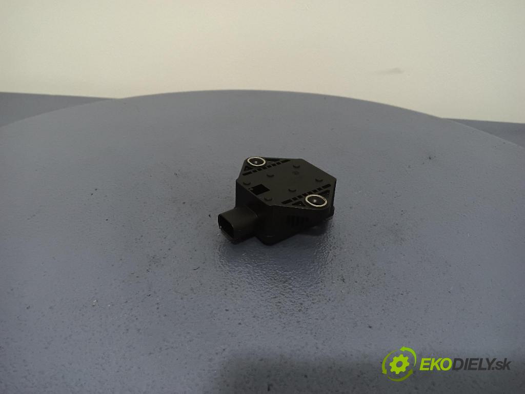 Toyota Avensis 2003 snímač ESP 89183-05020