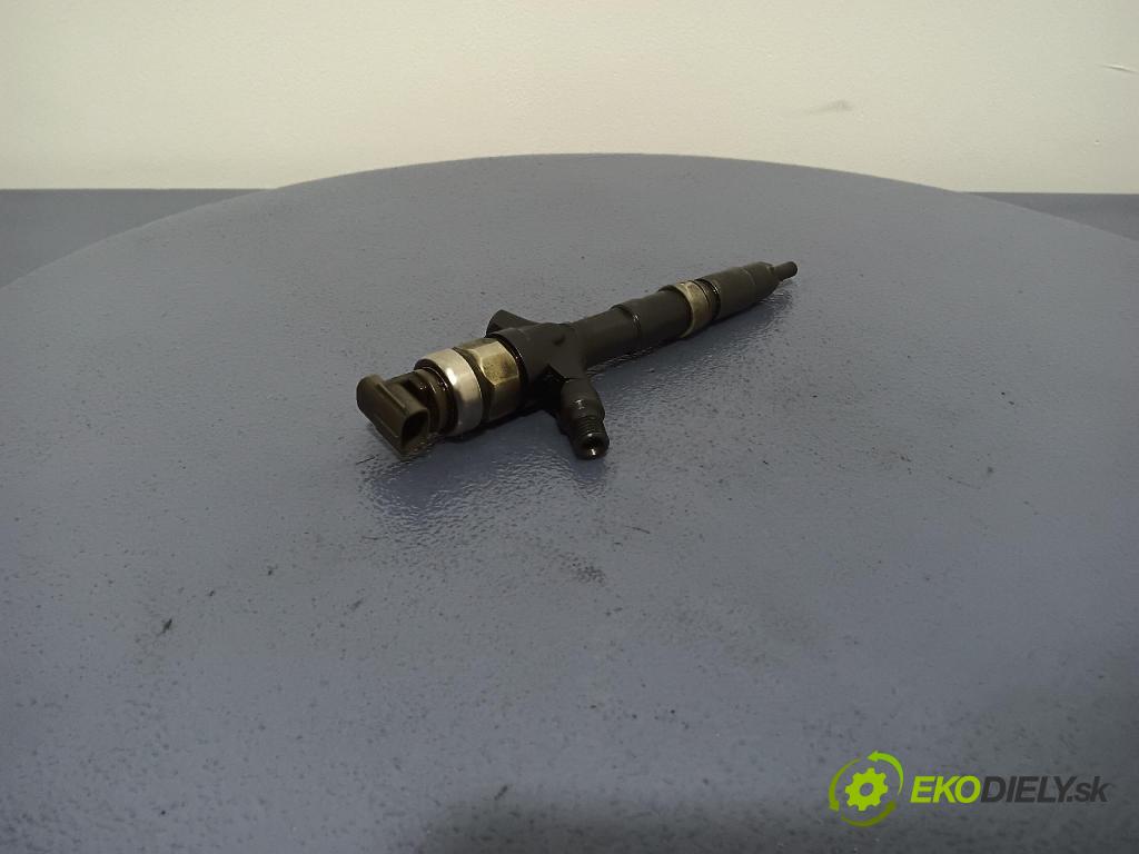 Toyota Avensis 2003 vstrek 23670-0G040