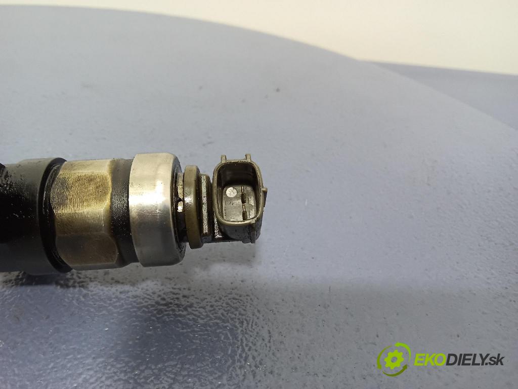 Toyota Avensis 2003 vstrek 23670-0G040