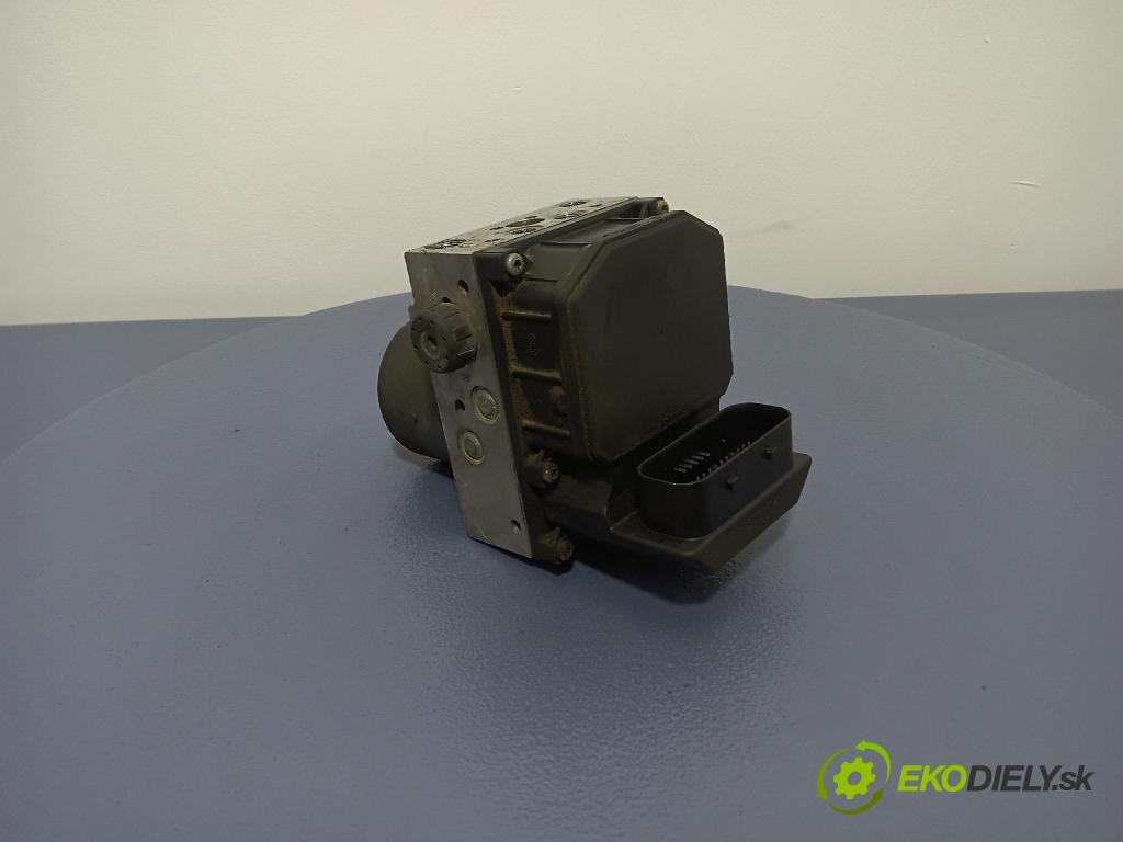 Audi A4 2003 čerpadlo ABS x 8E0614517