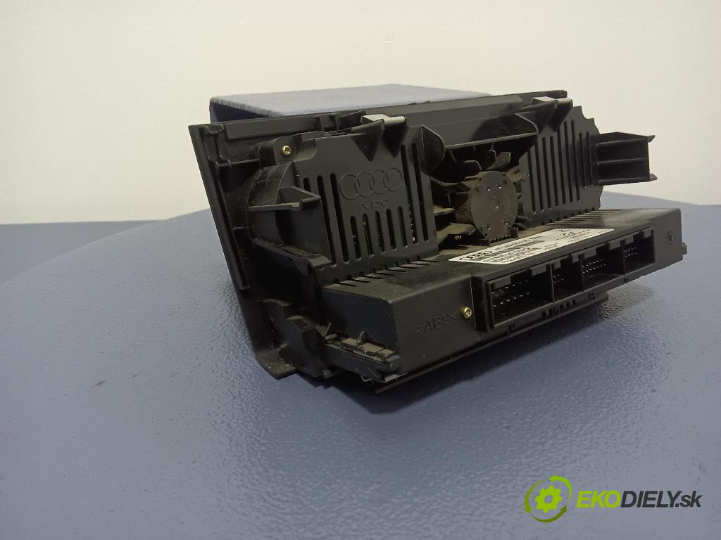 Audi A3 2004 Přepínač Klimatizace: Proud vzduchu 8P0820043D